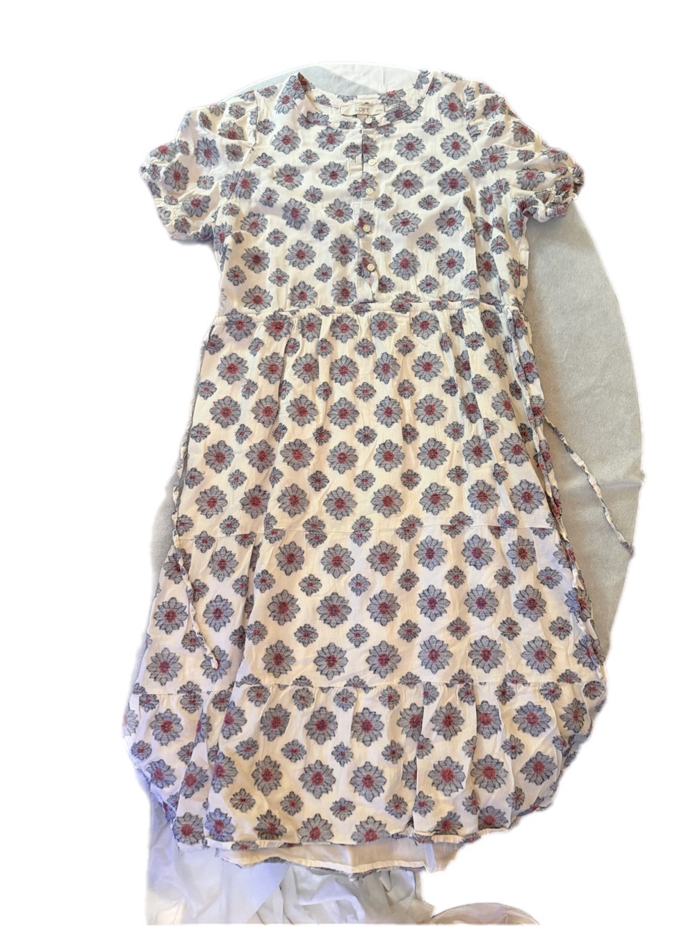LOFT Petite Cottagecore Prairie Dress Floral Tiered Boho Cream Blue Red Size 10P - Picture 6 of 7